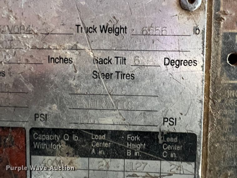 image for item DS8367 Yale GP040AFNUAV084 forklift