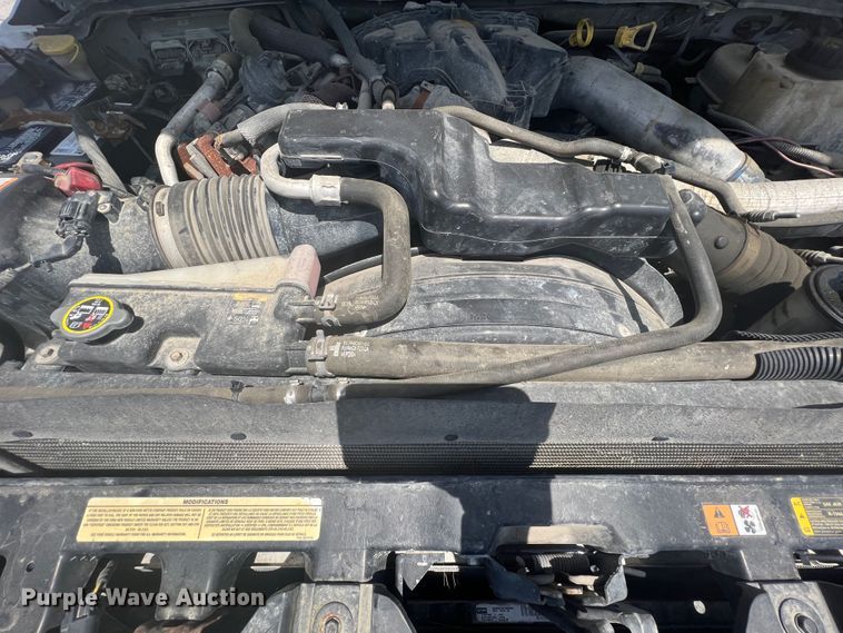 image for item HL9160 2013 Ford F550 Super Duty  bucket truck