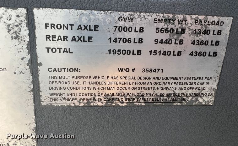 image for item HL9160 2013 Ford F550 Super Duty  bucket truck