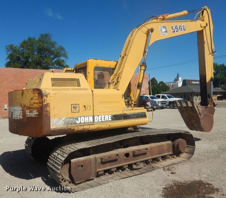 image for item HU9414 1996 John Deere 590D  excavator