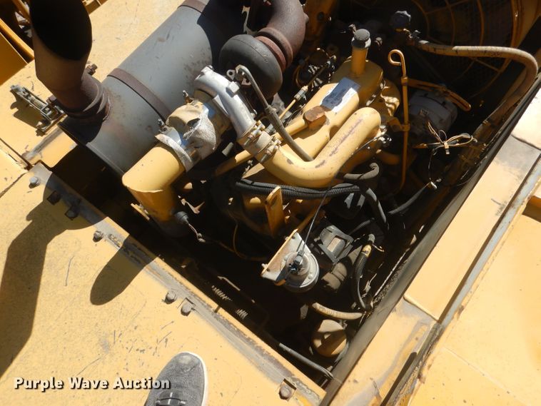 image for item HU9414 1996 John Deere 590D  excavator