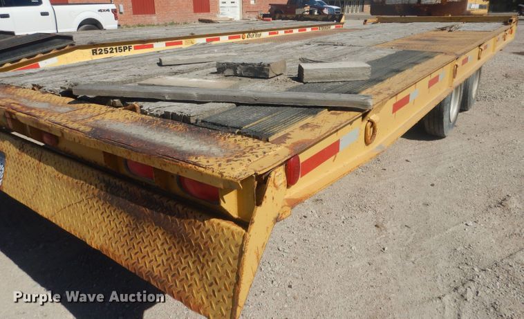 image for item HU9415 1993 Trail Eze D15T25  tilt deck equipment trailer