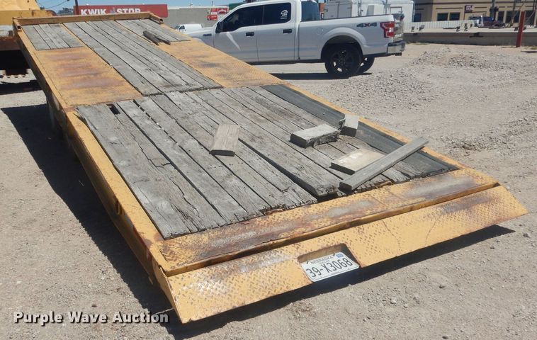 image for item HU9415 1993 Trail Eze D15T25  tilt deck equipment trailer