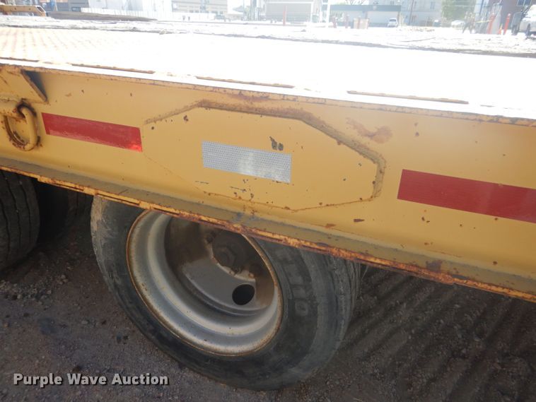 image for item HU9415 1993 Trail Eze D15T25  tilt deck equipment trailer