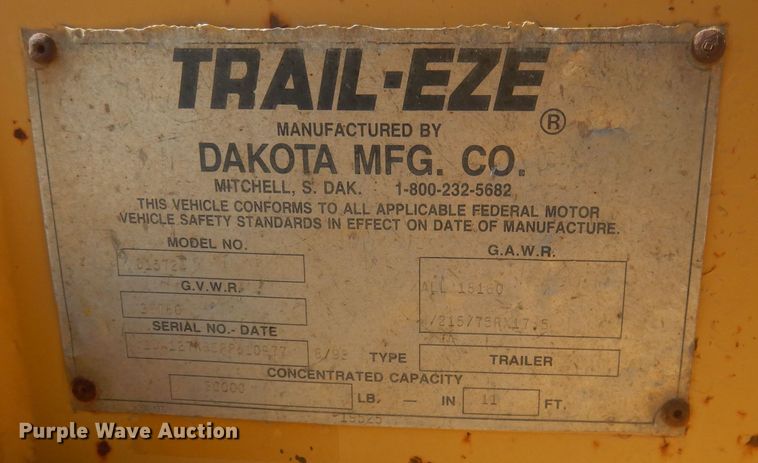 image for item HU9415 1993 Trail Eze D15T25  tilt deck equipment trailer