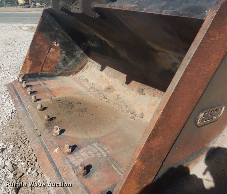 image for item HU9416 Fleco  59" W excavator bucket