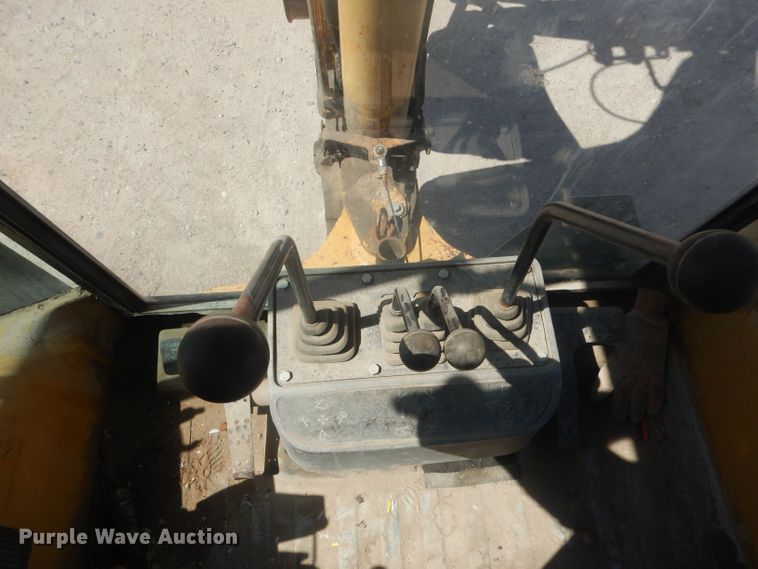 image for item HU9418 1999 Caterpillar 416C  backhoe