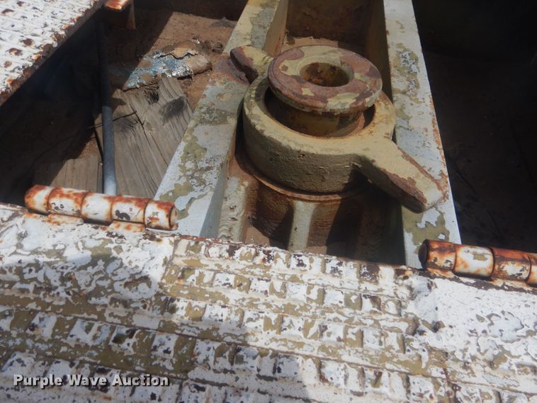 image for item HU9419 1996 Shop built  drop deck equipment trailer