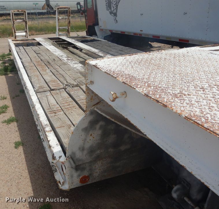 image for item HU9419 1996 Shop built  drop deck equipment trailer