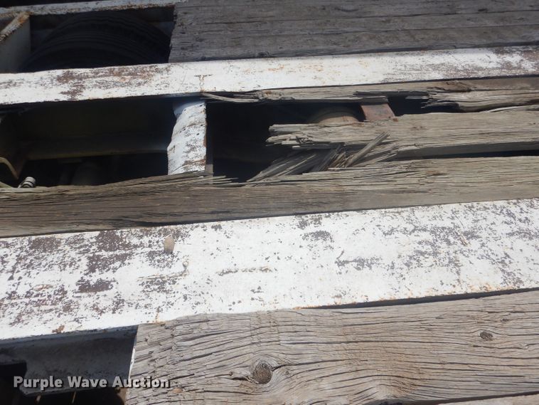 image for item HU9419 1996 Shop built  drop deck equipment trailer