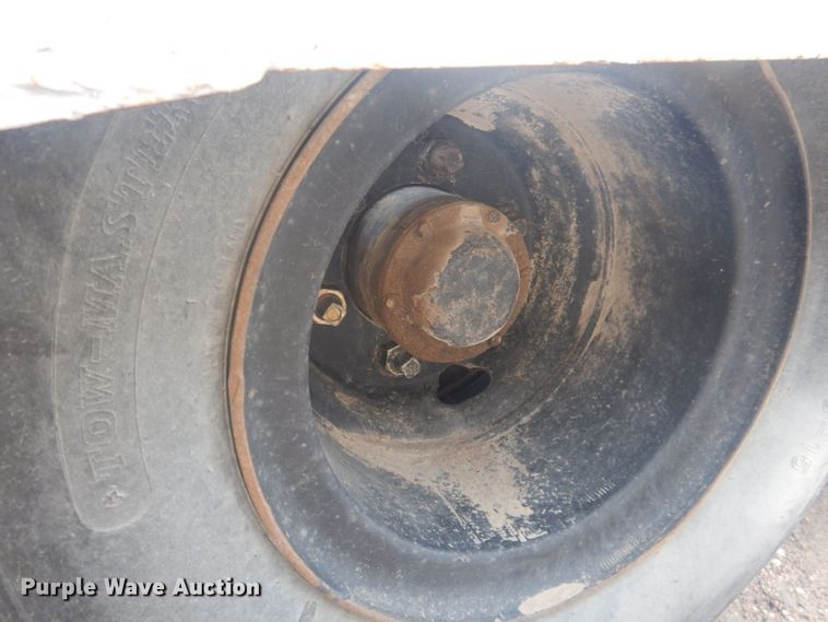 image for item HU9419 1996 Shop built  drop deck equipment trailer