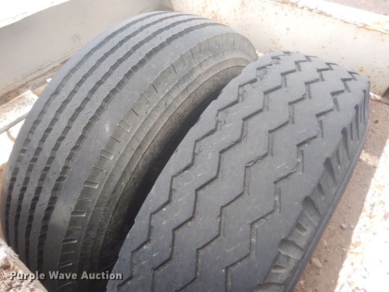 image for item HU9419 1996 Shop built  drop deck equipment trailer