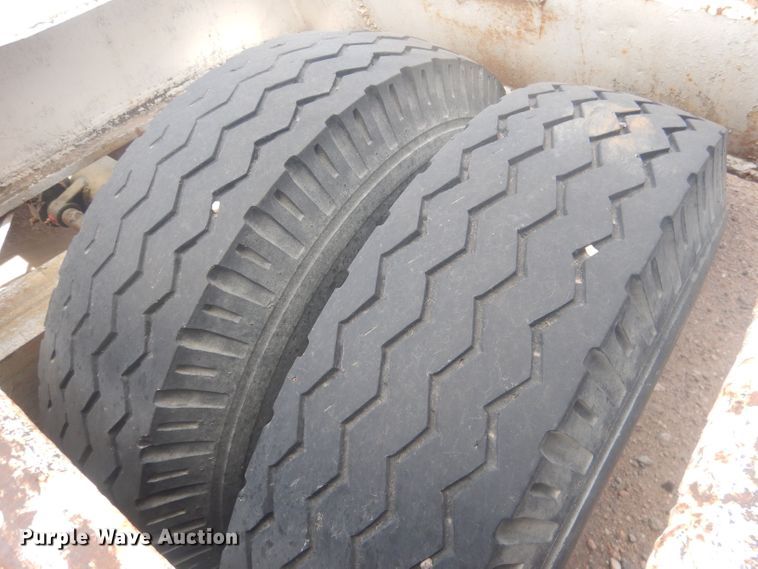 image for item HU9419 1996 Shop built  drop deck equipment trailer