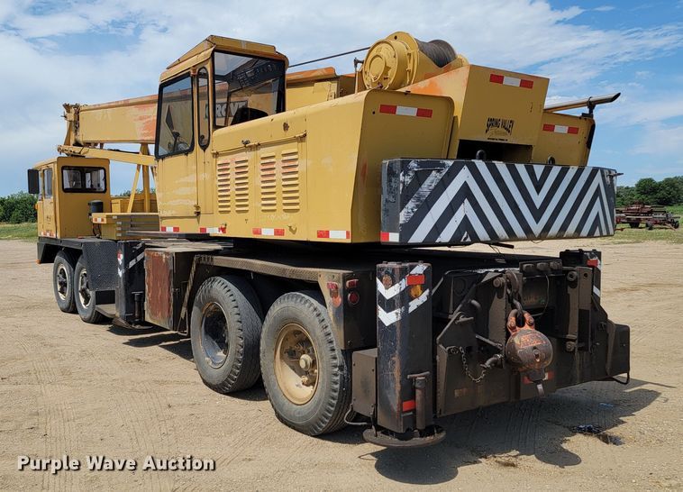 image for item JG9808 1970 Grove TM275LP  crane