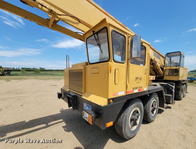 image for item JG9808 1970 Grove TM275LP  crane
