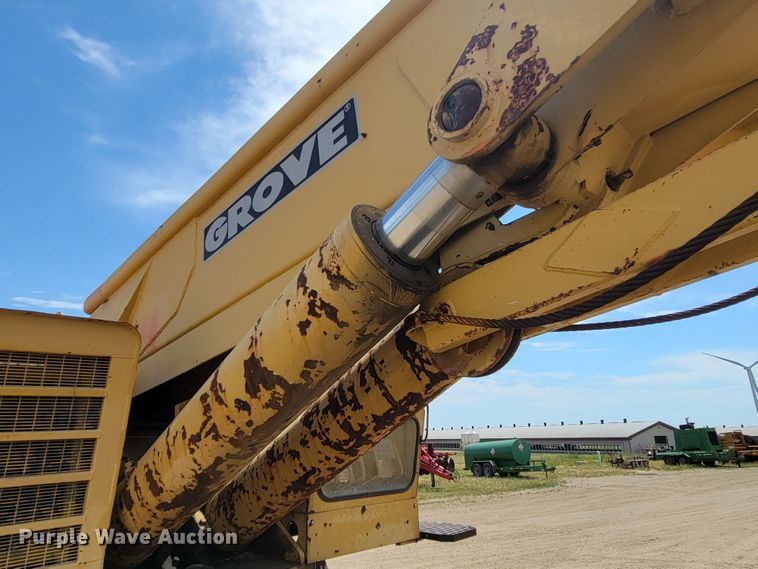 image for item JG9808 1970 Grove TM275LP  crane