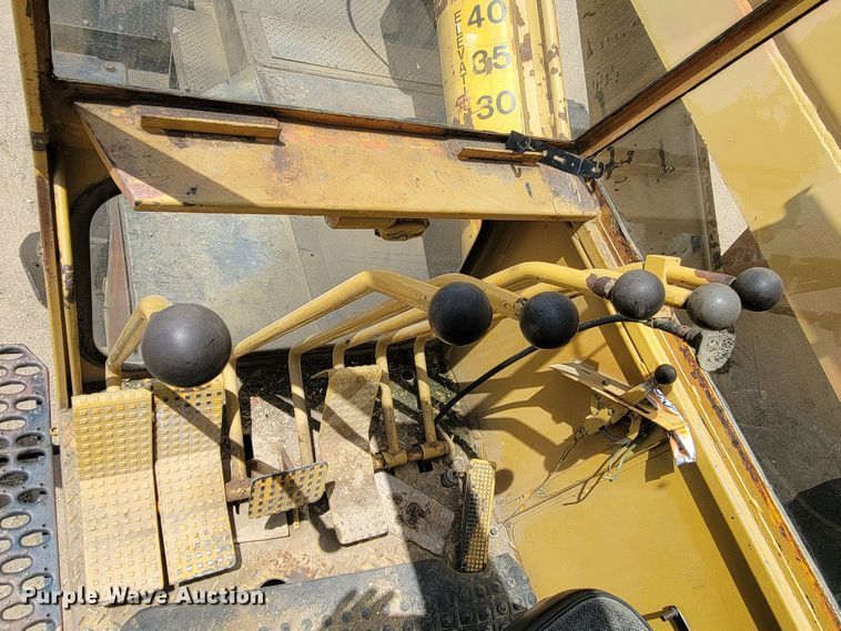 image for item JG9808 1970 Grove TM275LP  crane