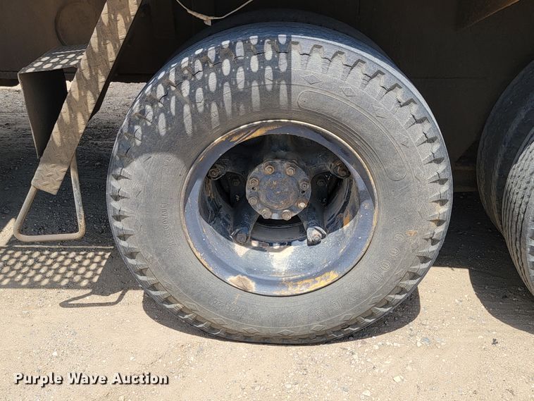 image for item JG9808 1970 Grove TM275LP  crane