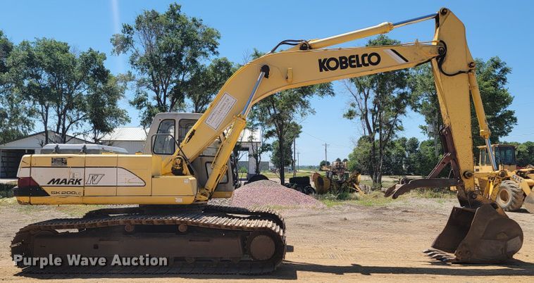 image for item JG9810 1996 Kobelco SK200LC Mark IV  excavator