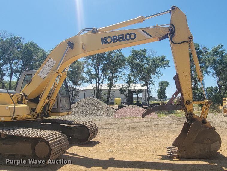 image for item JG9810 1996 Kobelco SK200LC Mark IV  excavator