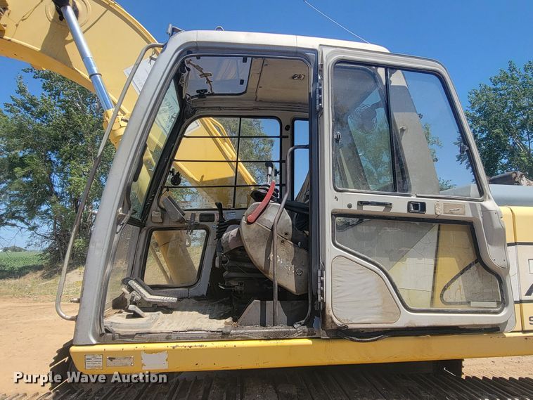 image for item JG9810 1996 Kobelco SK200LC Mark IV  excavator