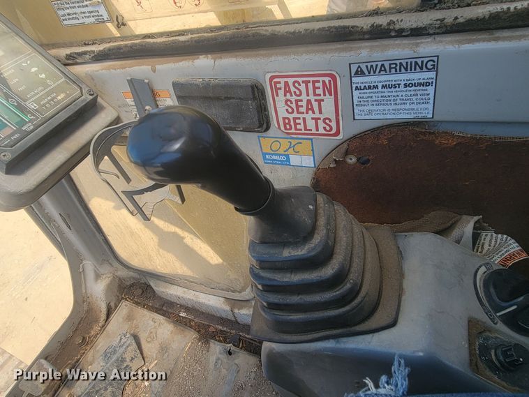 image for item JG9810 1996 Kobelco SK200LC Mark IV  excavator