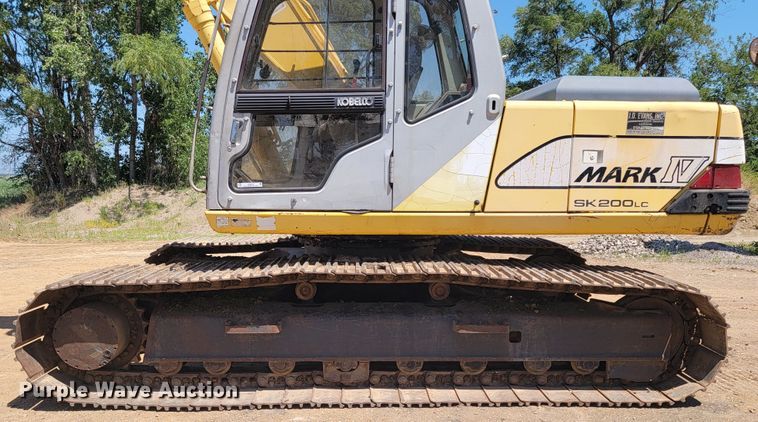 image for item JG9810 1996 Kobelco SK200LC Mark IV  excavator