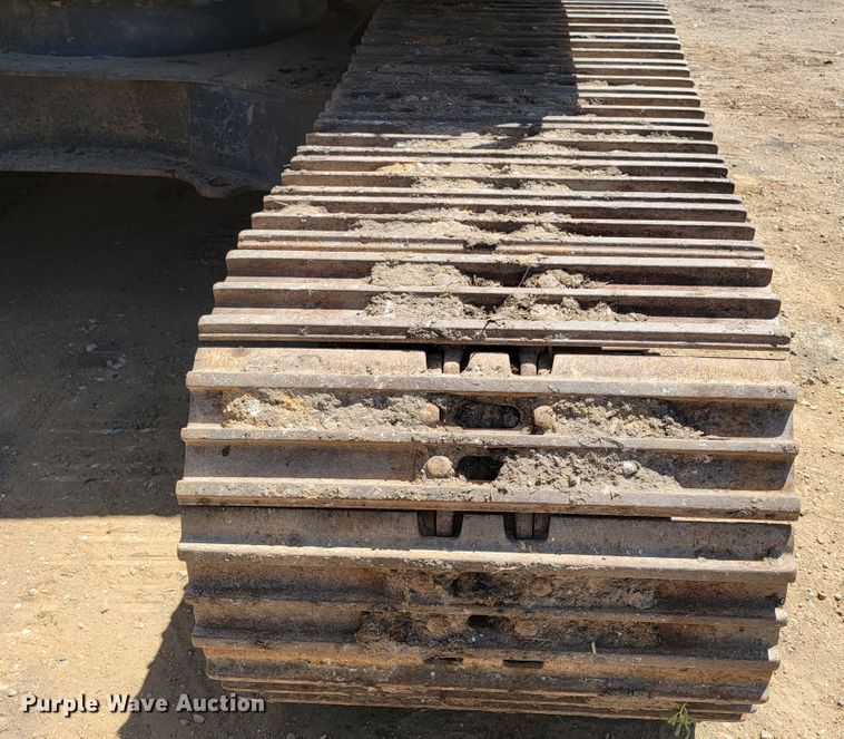 image for item JG9810 1996 Kobelco SK200LC Mark IV  excavator