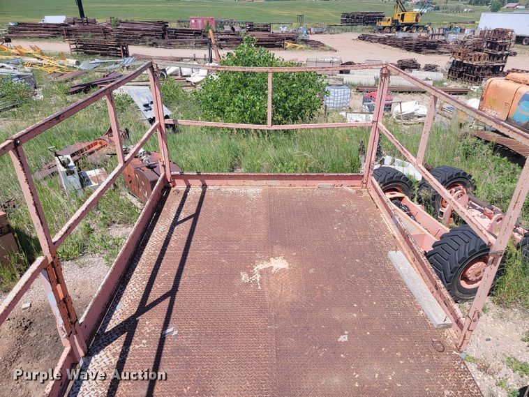 image for item JG9821 2002 Skyjack SJ9250  scissor lift