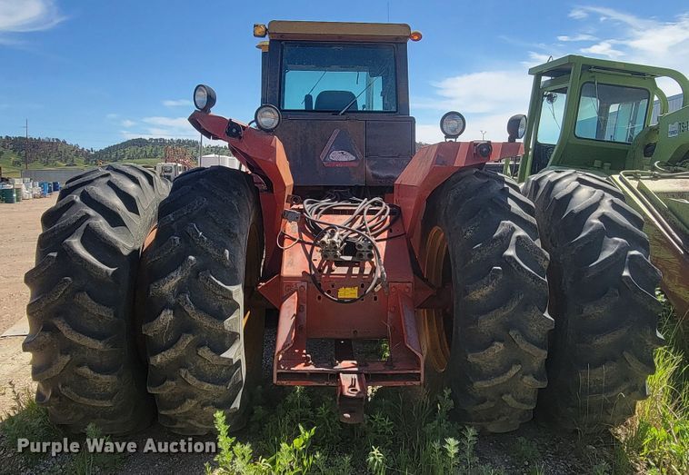 image for item JG9823 1981 Versatile 835  4WD tractor