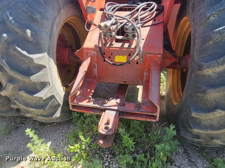 image for item JG9823 1981 Versatile 835  4WD tractor