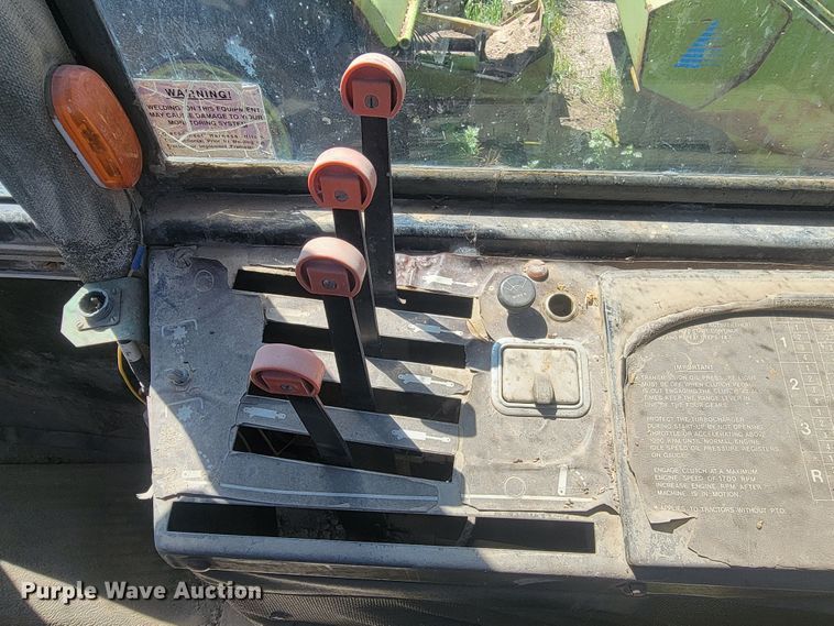 image for item JG9823 1981 Versatile 835  4WD tractor