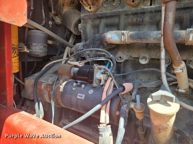 image for item JG9823 1981 Versatile 835  4WD tractor