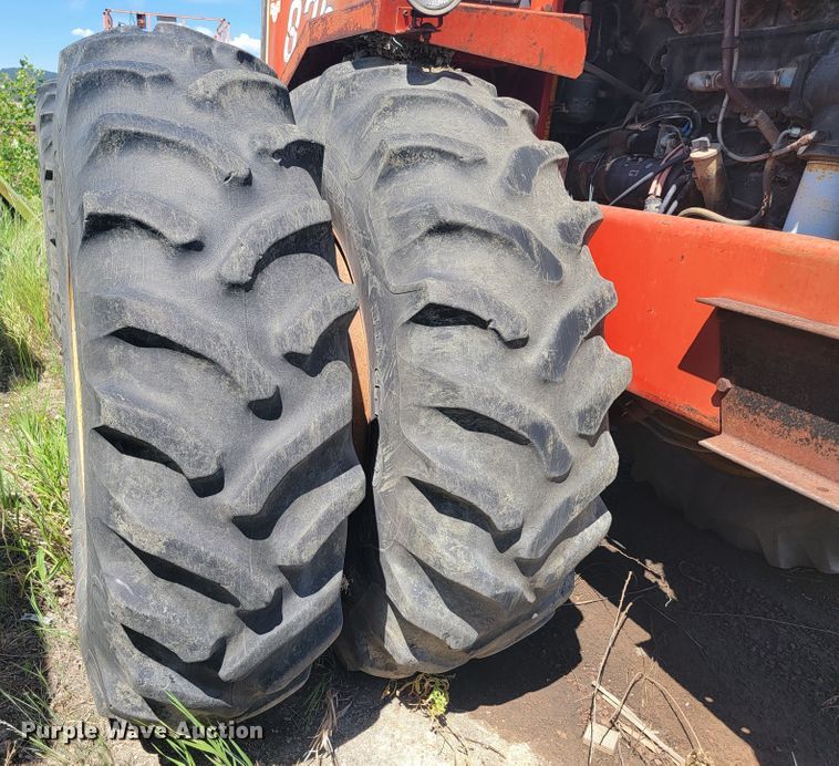 image for item JG9823 1981 Versatile 835  4WD tractor