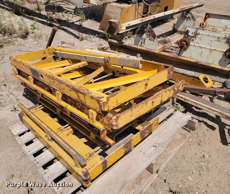 image for item JG9826 Gomaco TC400  texture/curing machine