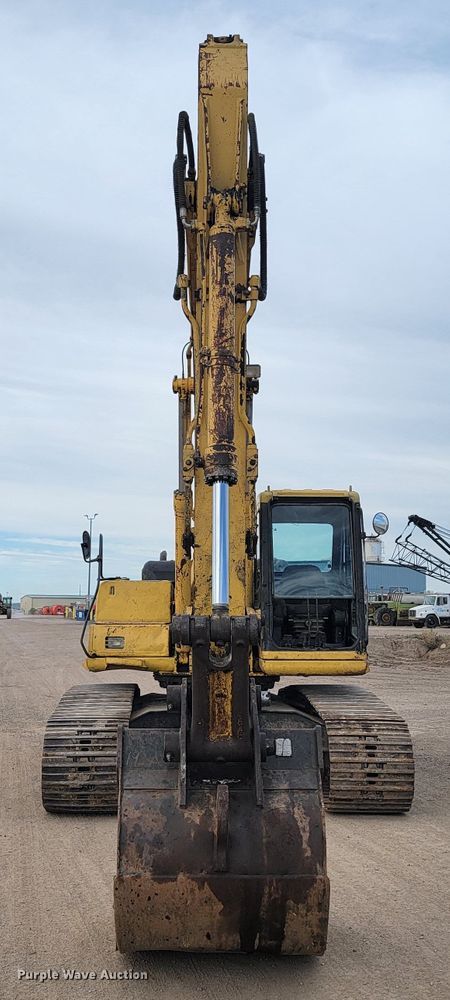image for item JG9828 1996 Komatsu PC200LC-6LC  excavator