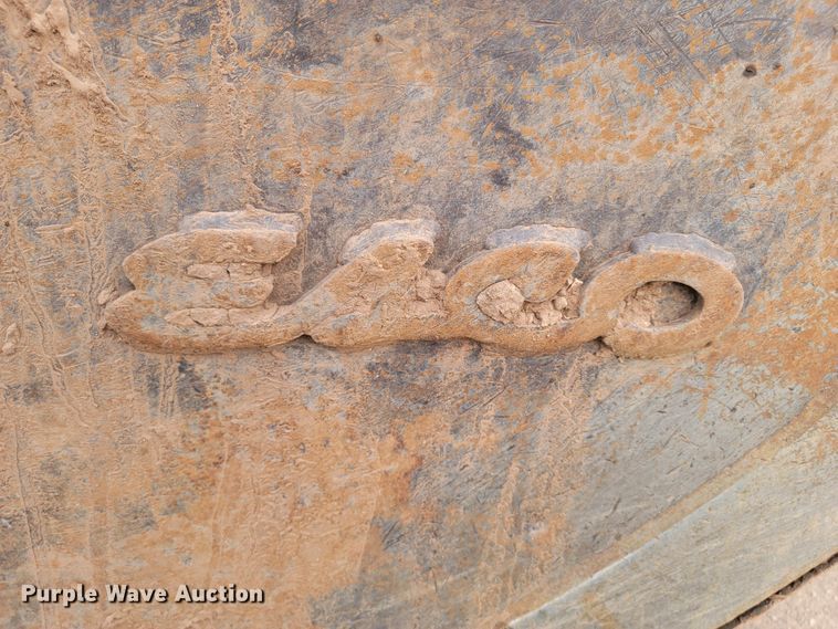 image for item JG9828 1996 Komatsu PC200LC-6LC  excavator