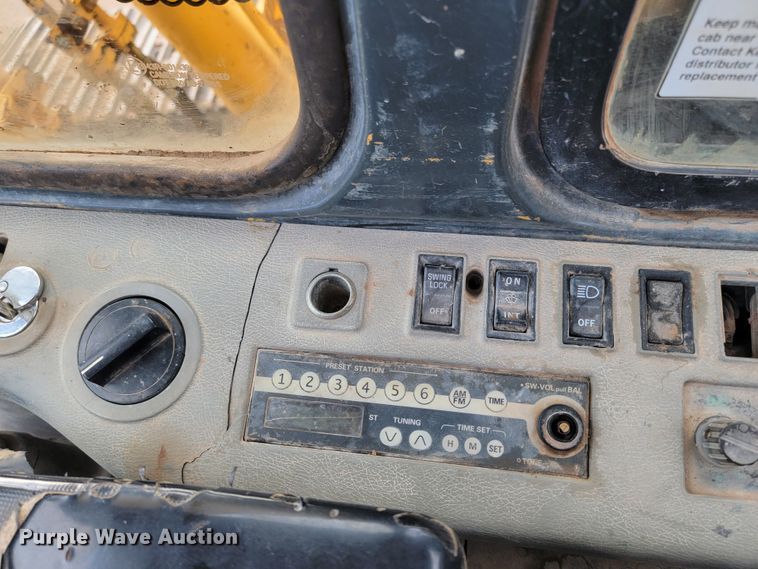 image for item JG9828 1996 Komatsu PC200LC-6LC  excavator