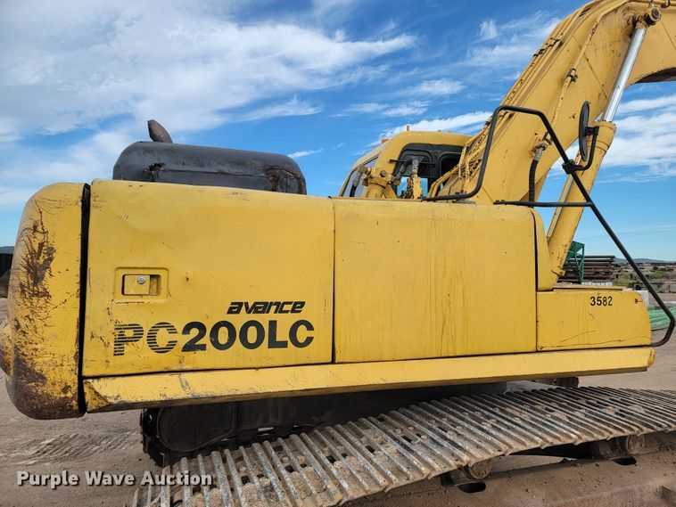 image for item JG9828 1996 Komatsu PC200LC-6LC  excavator