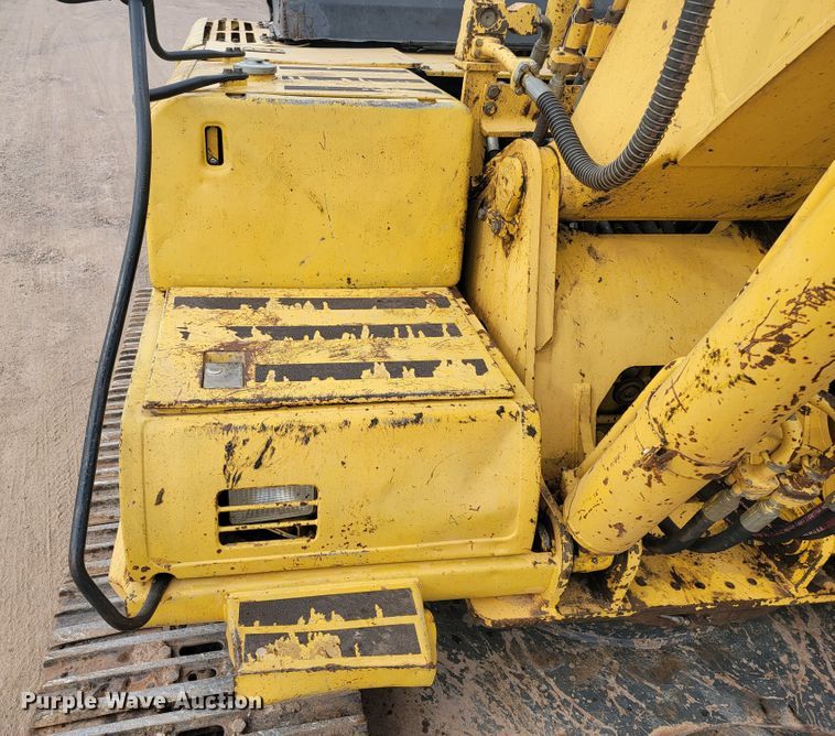 image for item JG9828 1996 Komatsu PC200LC-6LC  excavator