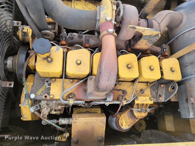 image for item JG9828 1996 Komatsu PC200LC-6LC  excavator