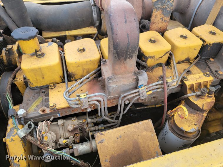 image for item JG9828 1996 Komatsu PC200LC-6LC  excavator