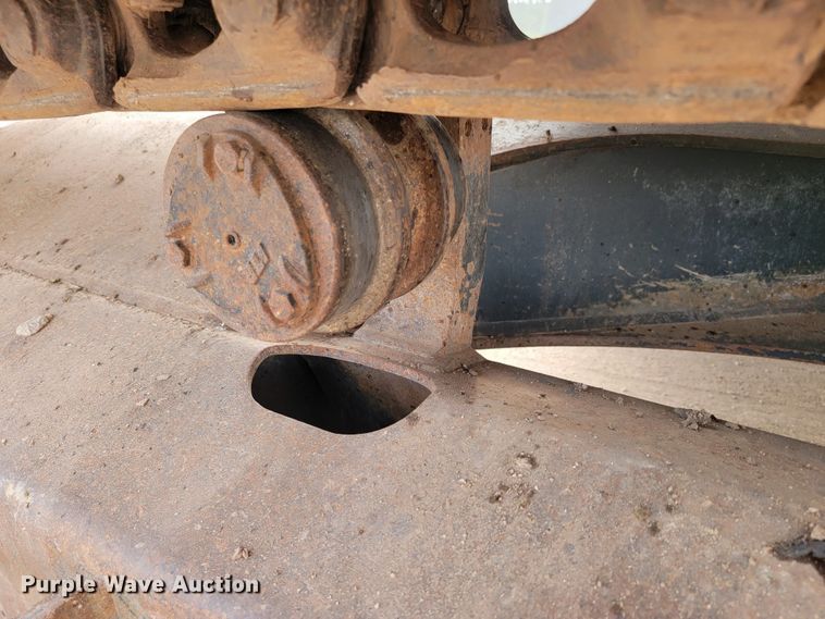 image for item JG9828 1996 Komatsu PC200LC-6LC  excavator