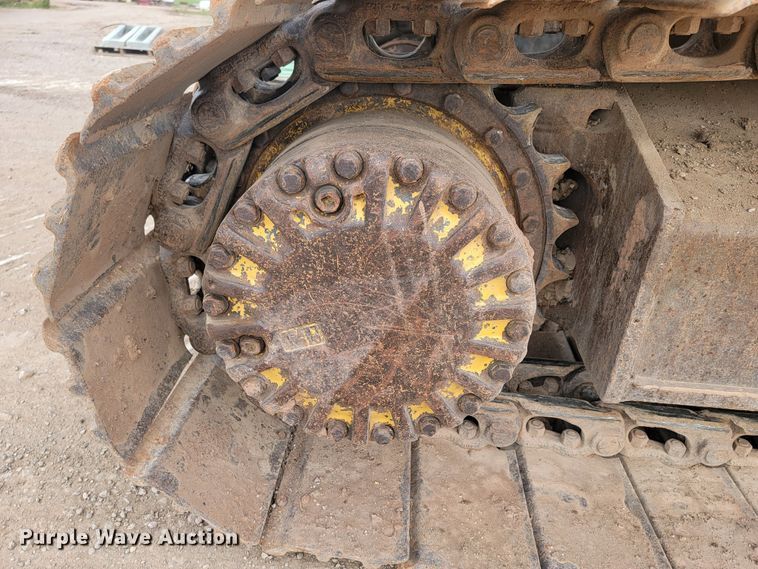 image for item JG9828 1996 Komatsu PC200LC-6LC  excavator