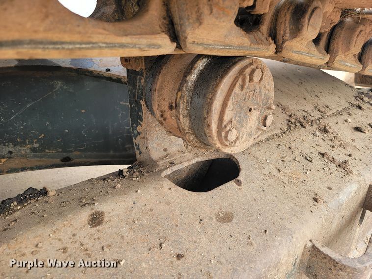 image for item JG9828 1996 Komatsu PC200LC-6LC  excavator