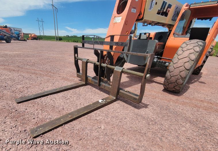 image for item JG9866 2009 JLG G9-43A  telehandler