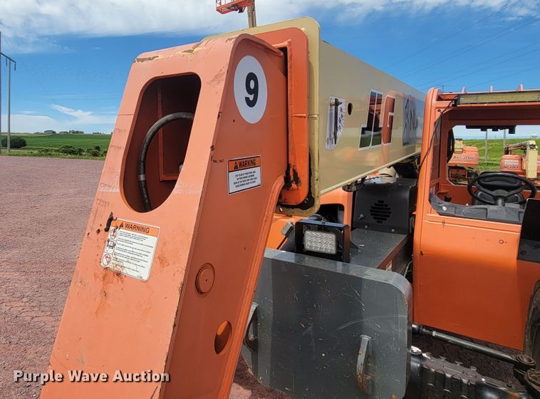 image for item JG9866 2009 JLG G9-43A  telehandler