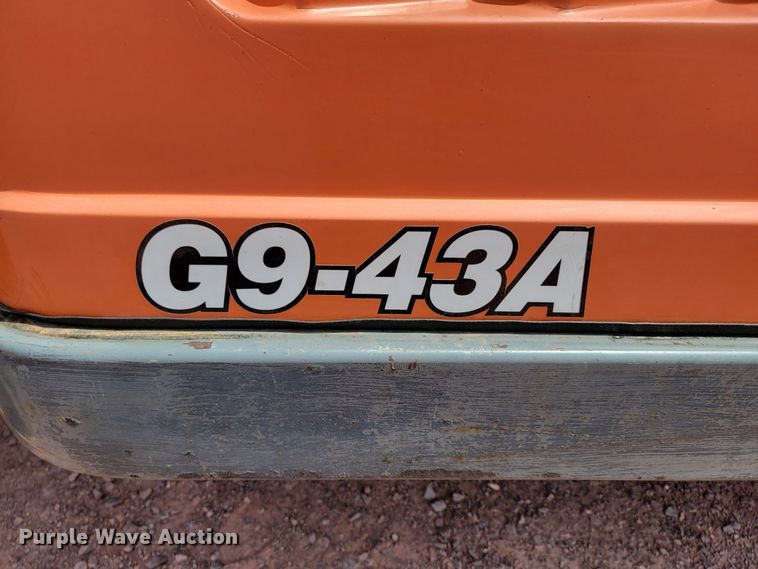 image for item JG9866 2009 JLG G9-43A  telehandler
