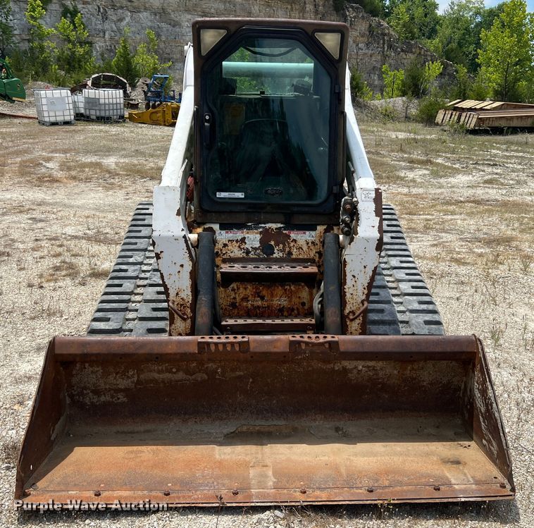 image for item JM9299 2007 Bobcat T300  skid steer loader