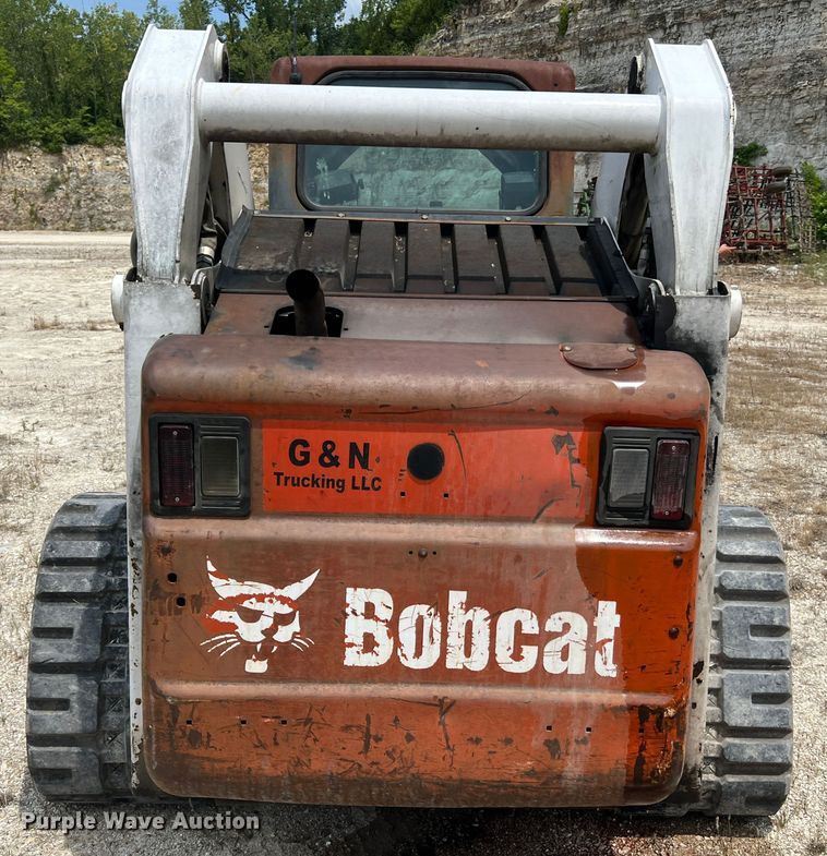 image for item JM9299 2007 Bobcat T300  skid steer loader